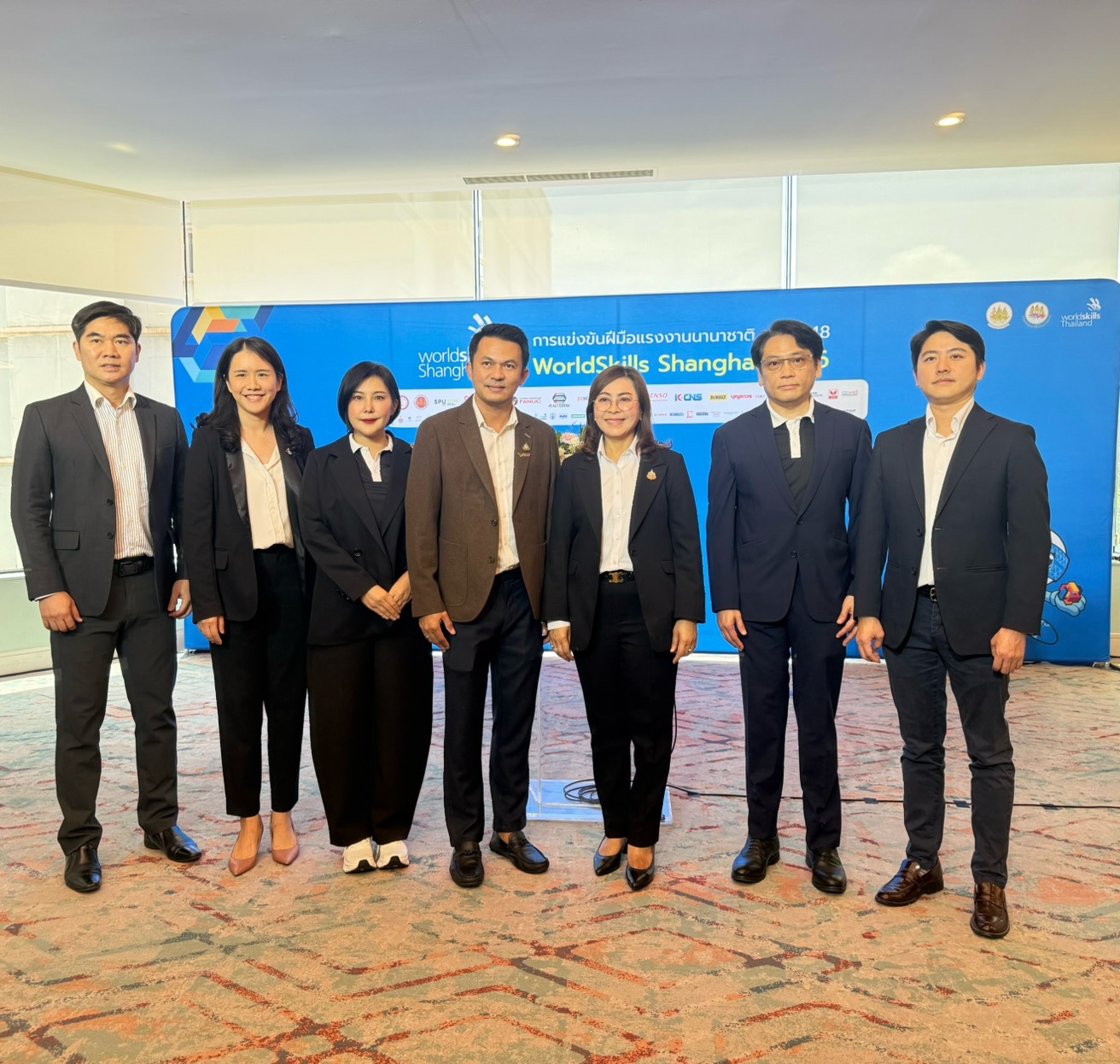 R0 เข้าร่วมงานแถลงข่าวและพิธีมอบรางวัลการแข่งขันฝีมือแรงงานนานาชาติ ครั้งที่ 48 พร้อมรับมอบเกียรติบัตรผู้สนับสนุนด้าน Cybersecurity